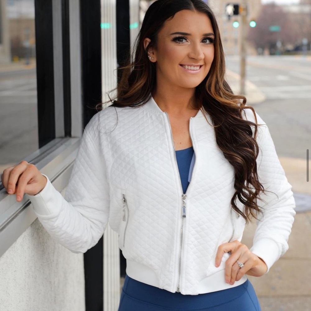 Buffbunny White Arnold Bomber Jacket ( Large )